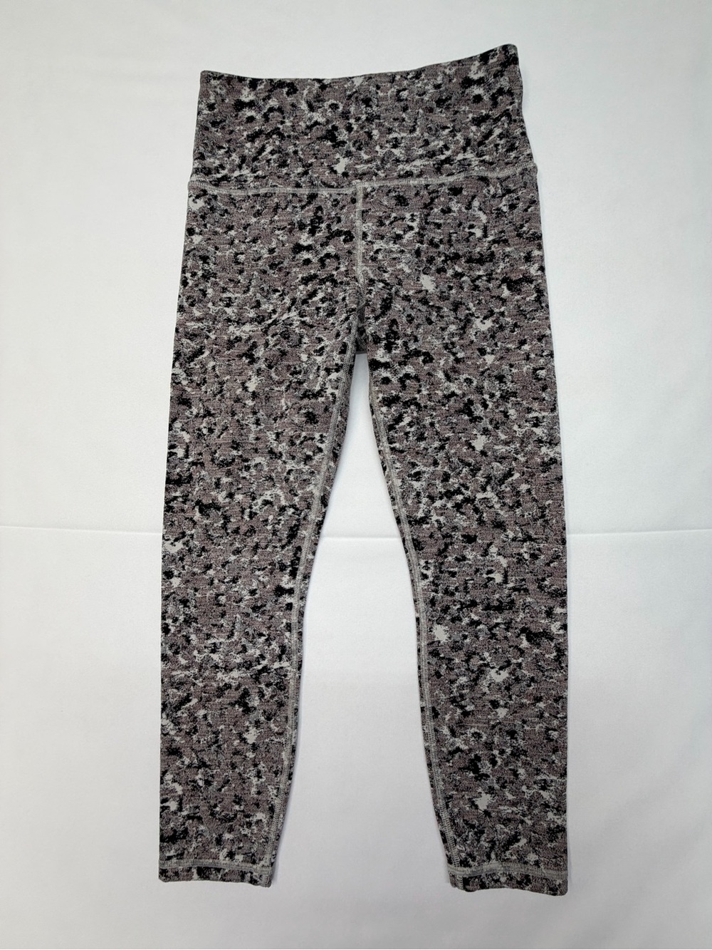 Athleta Women’s Elation Textured 7/8 Tight Leggings - Small